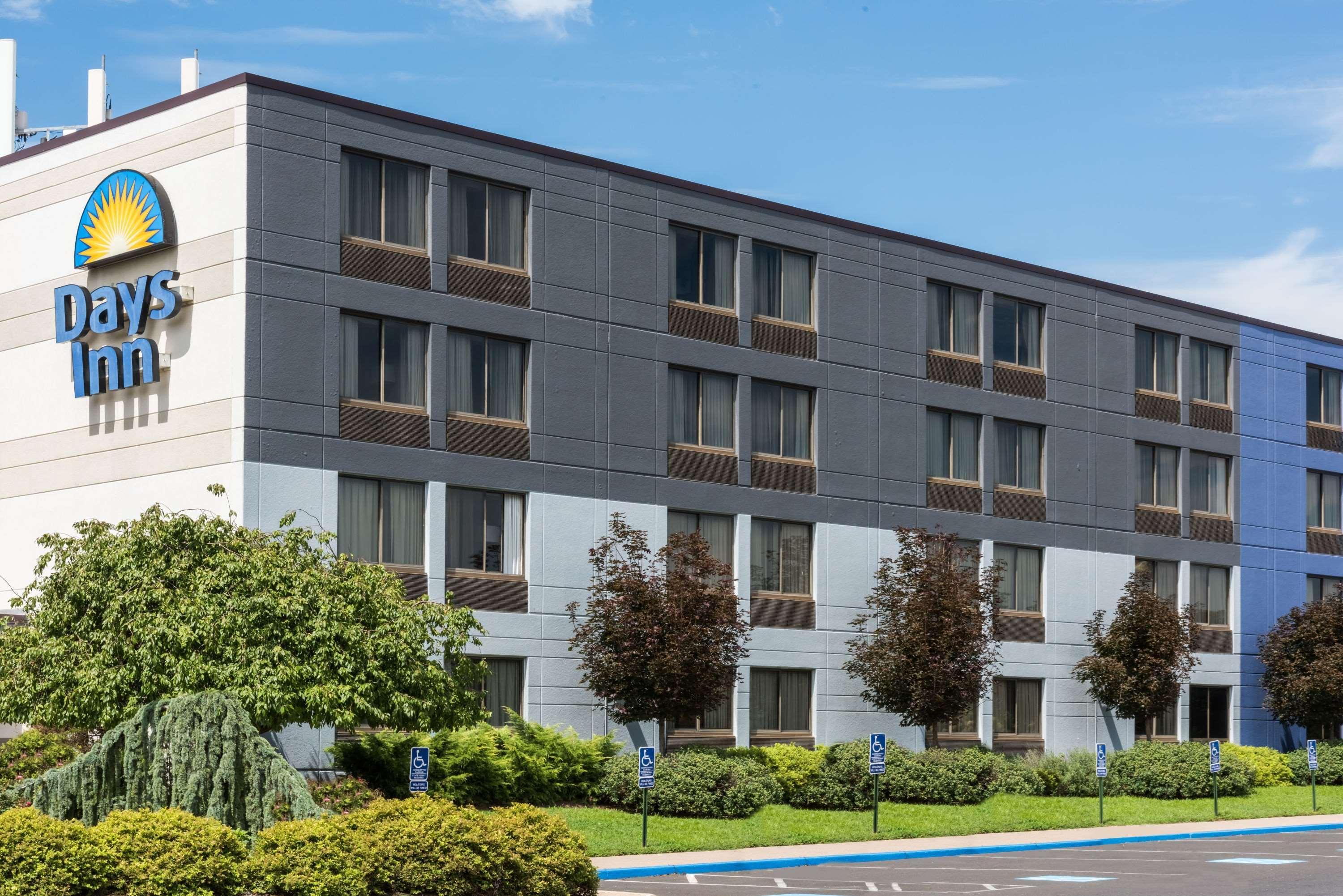 Days Inn By Wyndham Horsham Philadelphia Εξωτερικό φωτογραφία